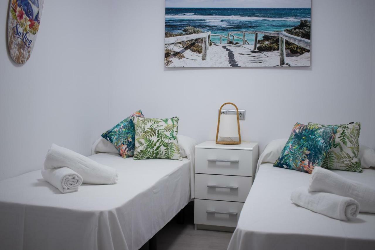 בנידורם Apartamento En El Centro A Un Minuto De La Playa מראה חיצוני תמונה